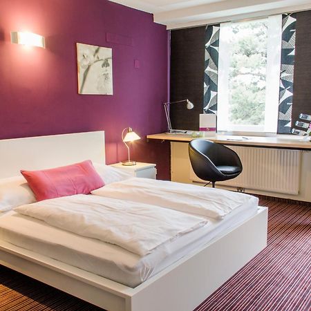 College Garden Hotel Bad Voeslau Εξωτερικό φωτογραφία