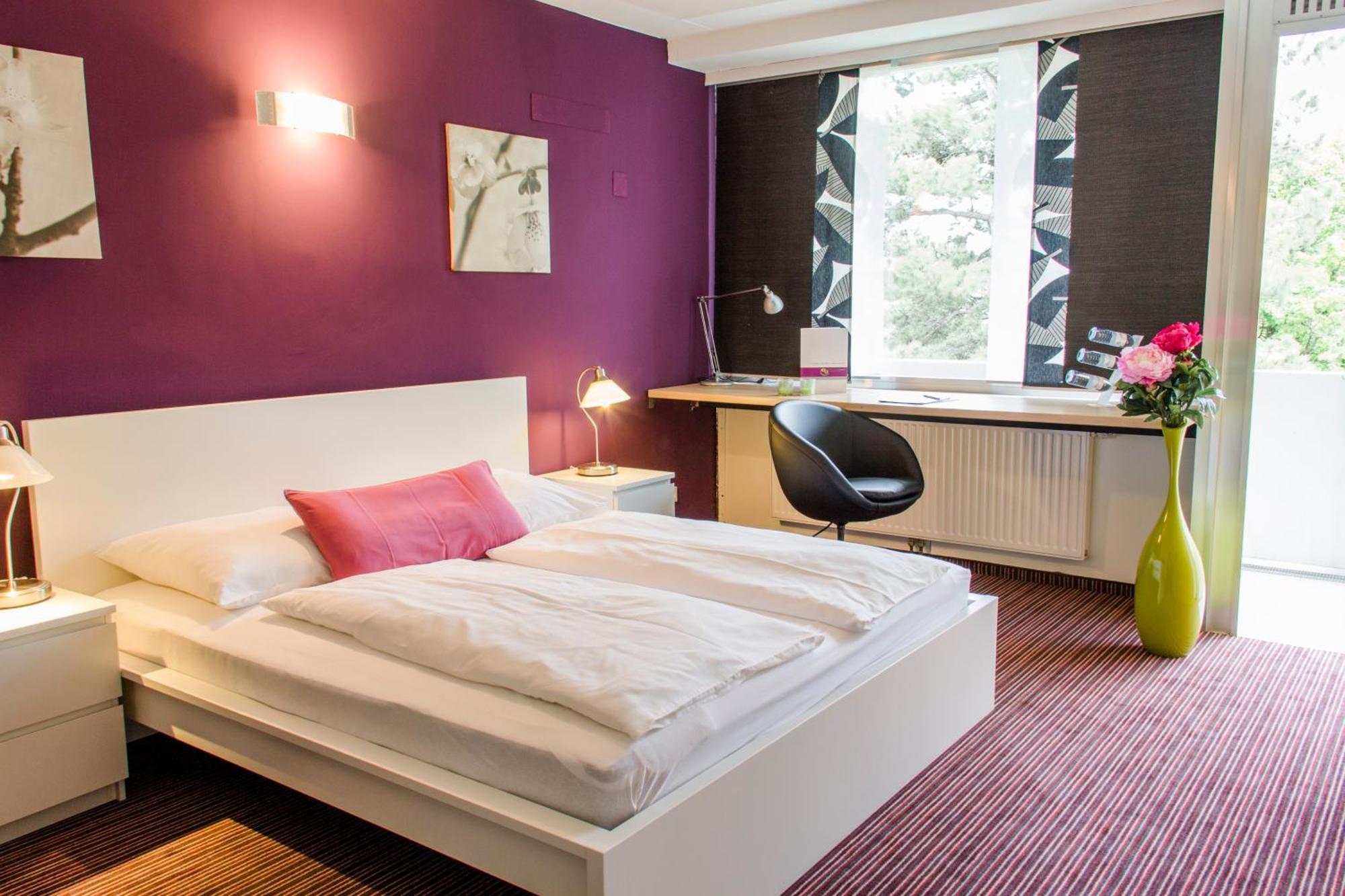 College Garden Hotel Bad Voeslau Εξωτερικό φωτογραφία