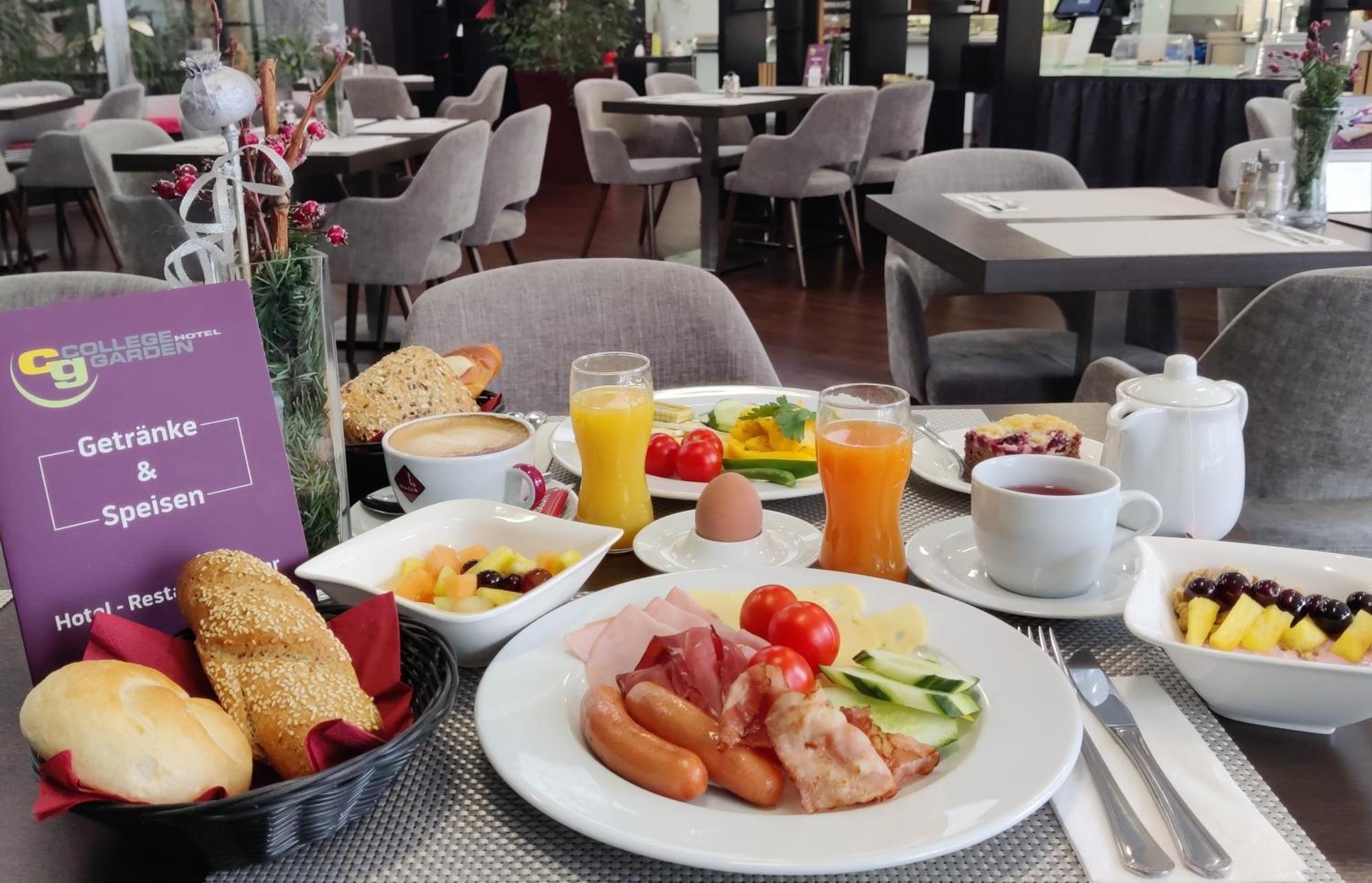 College Garden Hotel Bad Voeslau Εξωτερικό φωτογραφία