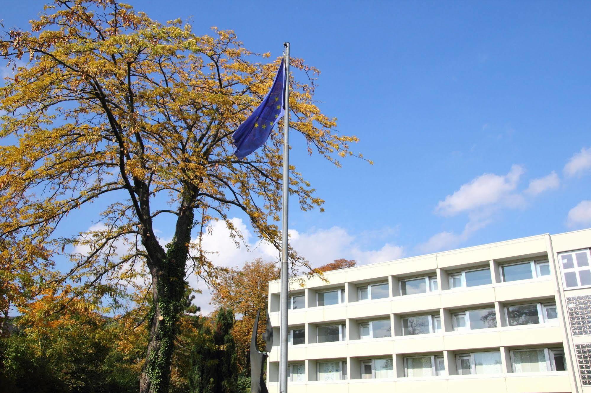 College Garden Hotel Bad Voeslau Εξωτερικό φωτογραφία