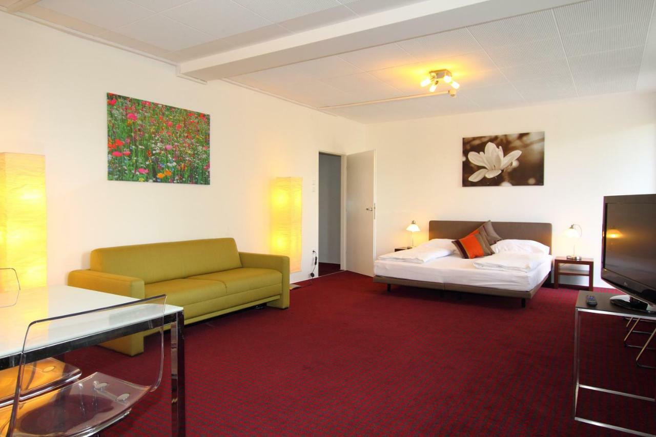College Garden Hotel Bad Voeslau Εξωτερικό φωτογραφία